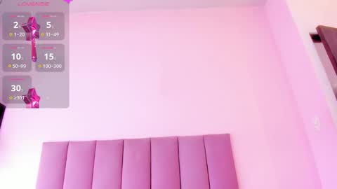 Snapshot of violet_myerrs chatting on 30, 10, 2025 violet online show from 30, 10, 2025