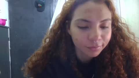 Snapshot of violet_smmithh chatting on 17, 7, 2026 Violet online show from 17, 7, 2026