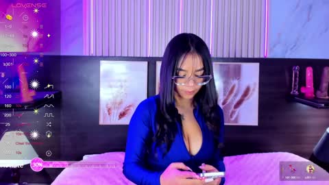 Snapshot of violet_spencer chatting on 18, 12, 2024 Violeta online show from 18, 12, 2024