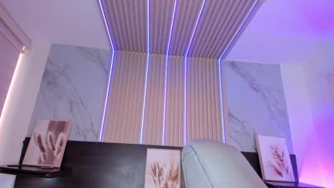 Snapshot of violet_spencer chatting on 22, 2, 2025 Violeta online show from 22, 2, 2025