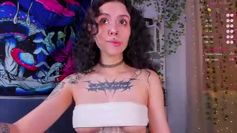 Snapshot of violet_walker7 chatting on 27, 6, 2026 Violet online show from 27, 6, 2026