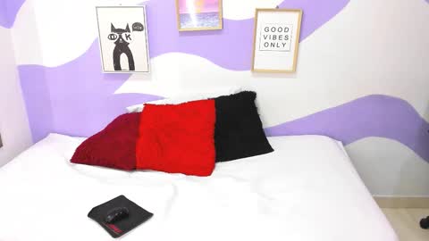 violeta_1404 online show from 1, 11, 2025