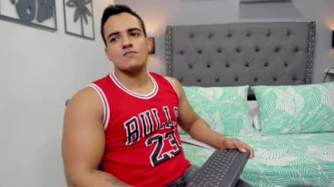 VIOLETA AND MAXX online show from 25, 10, 2025