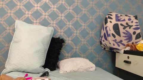 Violeta  online show from 27, 12, 2024