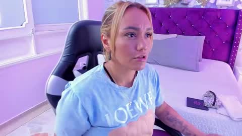 violeta_medina online show from 9, 3, 2025