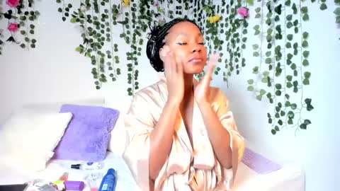 Snapshot of violeta_milleer chatting on 7, 3, 2025 Violeta online show from 7, 3, 2025