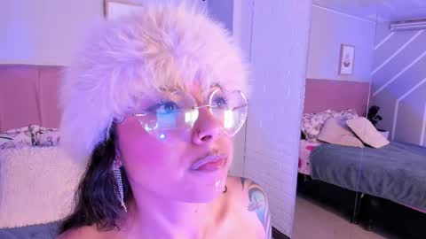 Violeta online show from 5, 6, 2026