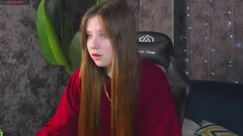 Snapshot of violeta_paul chatting on 5, 6, 2026 Violeta online show from 5, 6, 2026