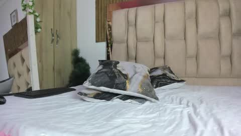 violeta_rosex online show from 19, 4, 2026