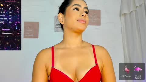 Snapshot of violetasotter chatting on 16, 1, 2025 Violeta online show from 16, 1, 2025