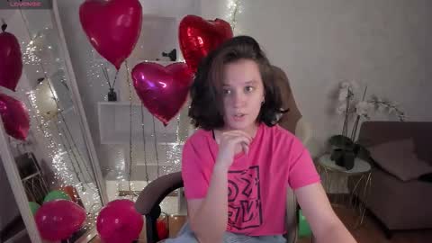 Violet online show from 11, 10, 2025