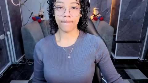 violeth_b online show from 14, 4, 2026