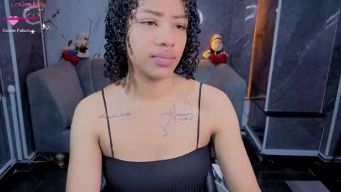 Snapshot of violeth_b chatting on 6, 5, 2026 violeth_b online show from 6, 5, 2026