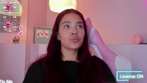 Violeth Hill online show from 5, 1, 2026