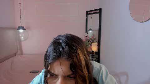 violethall2 online show from 24, 2, 2026