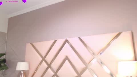 VioletLux online show from 16, 10, 2025