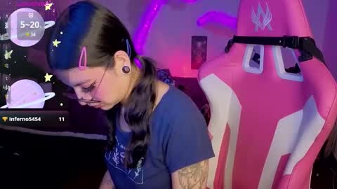   online show from 25, 2, 2026