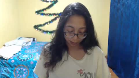 Violet777  online show from 28, 12, 2024