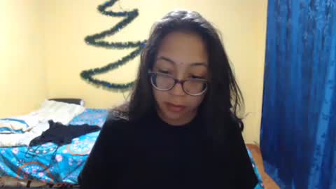 Violet777  online show from 31, 12, 2024