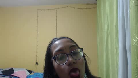 Violet777  online show from 9, 3, 2025