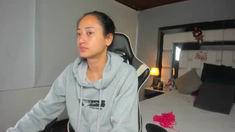 violetskinny online show from 5, 1, 2026