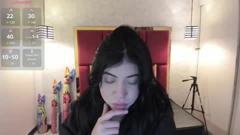 Snapshot of violetsmith_3 chatting on 12, 10, 2025 Violeta online show from 12, 10, 2025