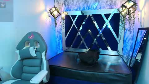 Snapshot of violetsmith_3 chatting on 13, 11, 2025 Violeta online show from 13, 11, 2025