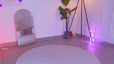 violetssweet online show from 13, 1, 2026