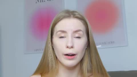 Snapshot of violetswone chatting on 6, 2, 2026 VioletSwone online show from 6, 2, 2026