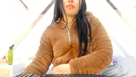 Snapshot of violett_bliss chatting on 29, 6, 2026 violett_bliss online show from 29, 6, 2026