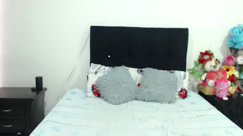 Snapshot of violett_flowers chatting on 6, 2, 2025 violeta  online show from 6, 2, 2025