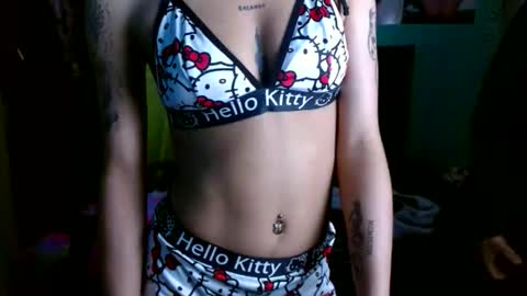 Snapshot of violetta_dreams chatting on 27, 5, 2026 violetta_dreams online show from 27, 5, 2026