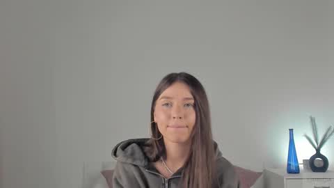 violetta_finch online show from 1, 3, 2025