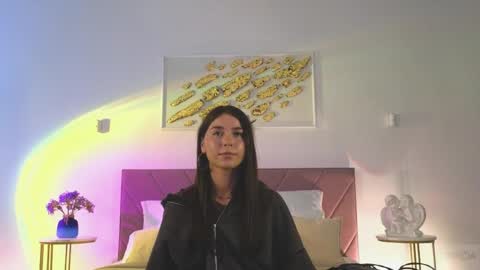 Snapshot of violetta_finch chatting on 10, 6, 2026 violetta_finch online show from 10, 6, 2026