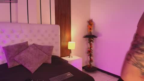 Snapshot of violettaalemida chatting on 7, 1, 2026 violettaalemida online show from 7, 1, 2026