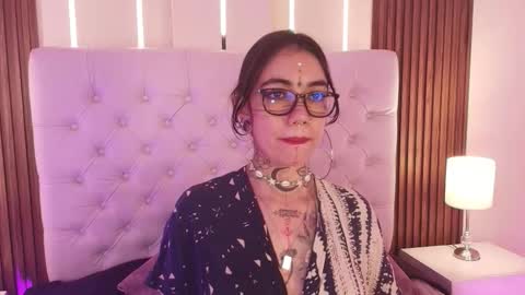 Snapshot of violettaalemida chatting on 19, 1, 2026 violettaalemida online show from 19, 1, 2026