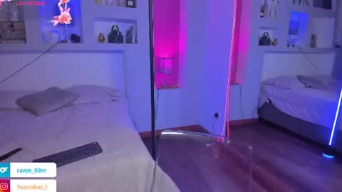 Snapshot of violettabaker1 chatting on 18, 6, 2026 ViolettaBaker online show from 18, 6, 2026