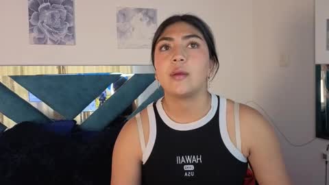 Snapshot of violettabloom1_ chatting on 15, 10, 2025 violettabloom1_ online show from 15, 10, 2025