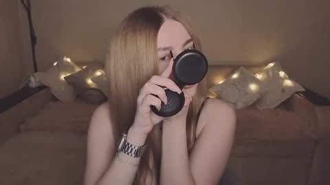 Snapshot of violettaotis chatting on 17, 11, 2025 ViolettaOtis online show from 17, 11, 2025