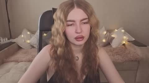 ViolettaOtis online show from 8, 2, 2026