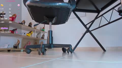 Snapshot of violettastrada chatting on 18, 1, 2025 CALL ME TATIANA online show from 18, 1, 2025