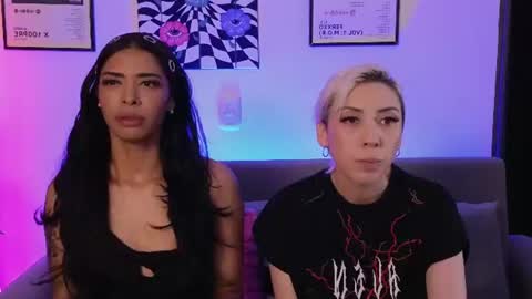 Snapshot of violettgrey_ chatting on 29, 6, 2026 Violet online show from 29, 6, 2026