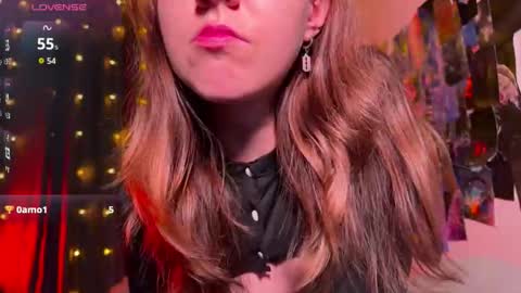 Snapshot of violettmo0n chatting on 15, 2, 2026 Next stream 1522026 400 GMT 3 online show from 15, 2, 2026