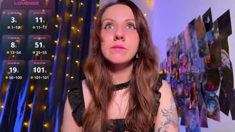 Snapshot of violettmo0n chatting on 22, 2, 2026 Next stream 1522026 400 GMT 3 online show from 22, 2, 2026