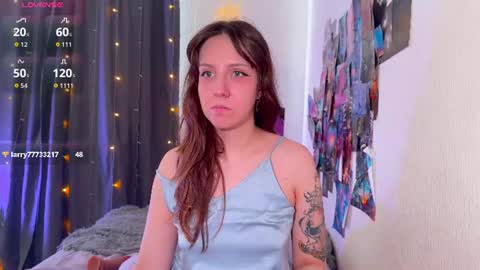 Snapshot of violettmo0n chatting on 11, 7, 2026 Next stream 1522026 400 GMT 3 online show from 11, 7, 2026