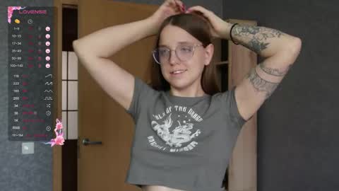 Snapshot of violetwin chatting on 20, 5, 2026 Violet online show from 20, 5, 2026
