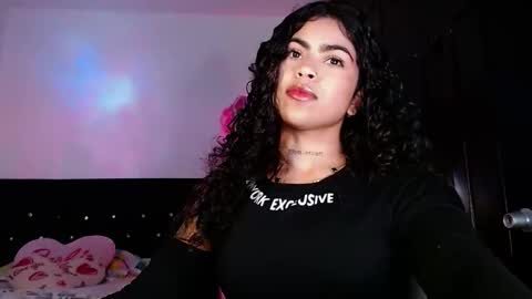  Violet  online show from 5, 3, 2026