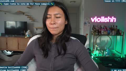 Snapshot of violishh chatting on 13, 1, 2025 follow me on twitter violishh and ig violishh  online show from 13, 1, 2025