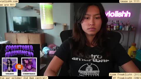 Snapshot of violishh chatting on 1, 10, 2025 follow me on twitter violishh and ig violishh  online show from 1, 10, 2025