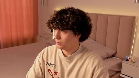 vip_person_ online show from 25, 3, 2026